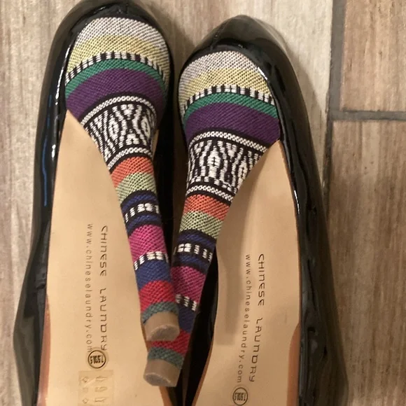 Gently used. Chinese Laundry Pumps - Picture 7 of 8